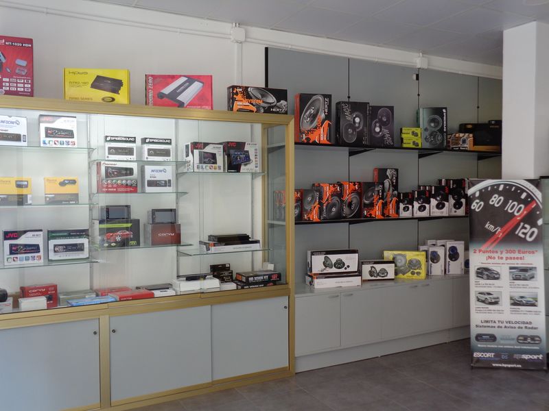 Car audio Reus